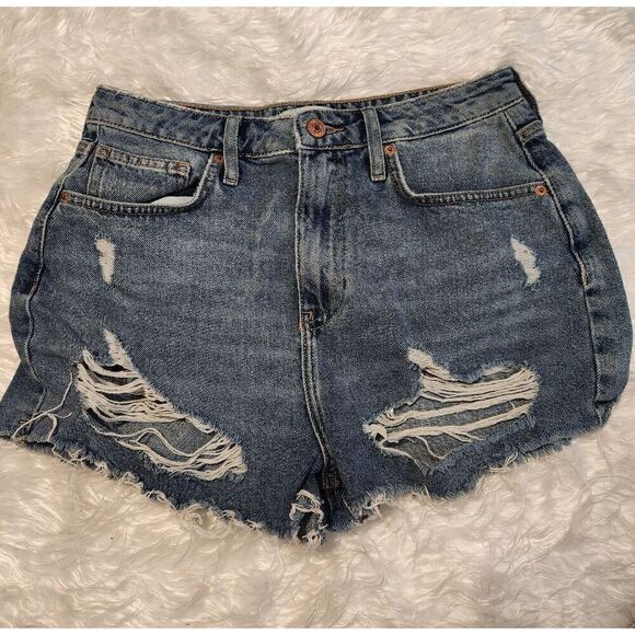 💕Forever 21 Shorts Women 28 Blue Hot Pants High Rise Distressed Medium Wash Den - Picture 1 of 3